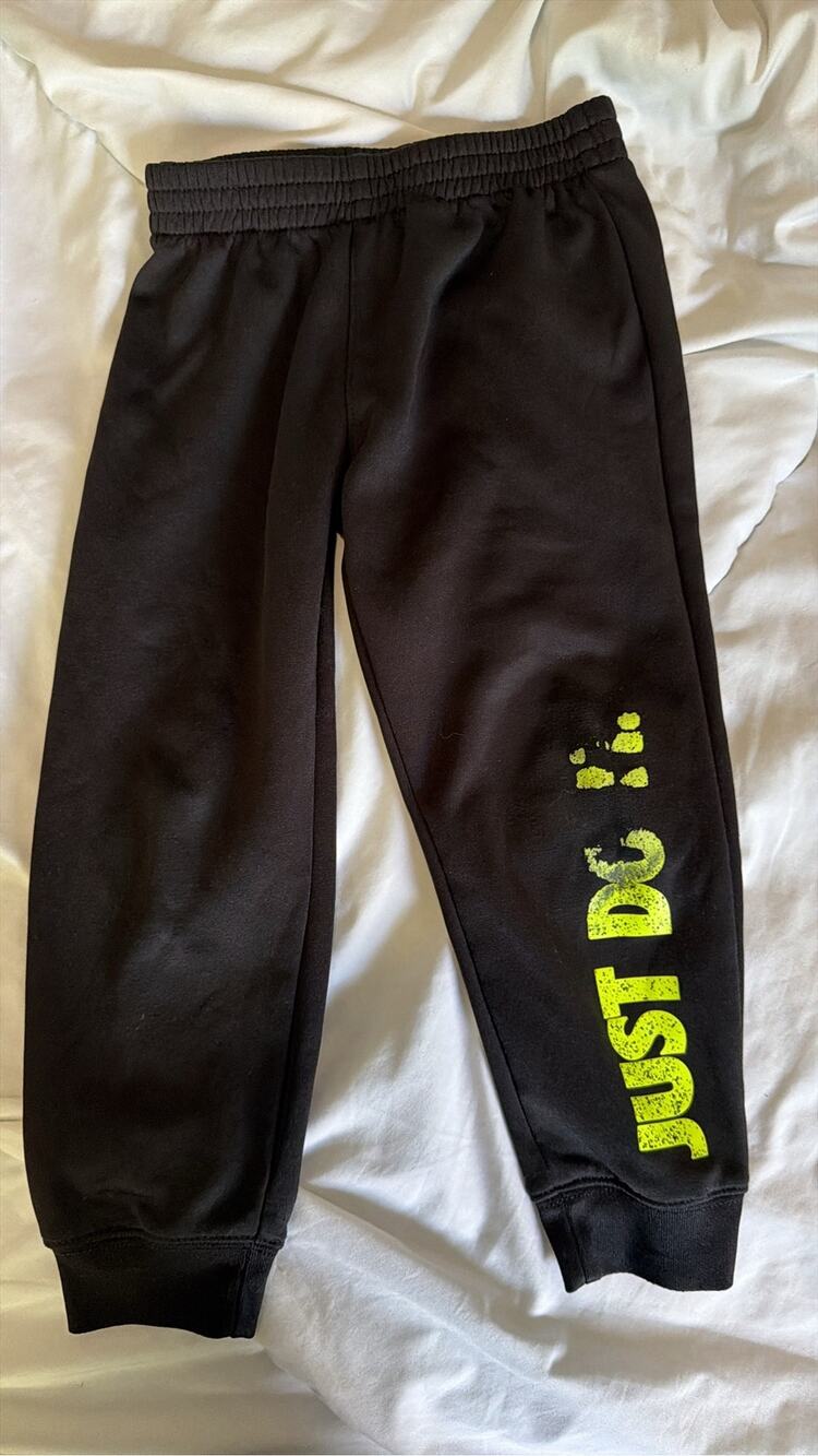 3T Nike joggers